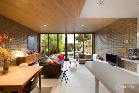 Property photo of 6 Faraday Street Carlton VIC 3053