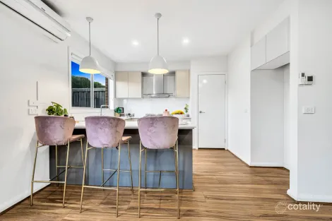 Property photo of 13 Savernake Road Mickleham VIC 3064