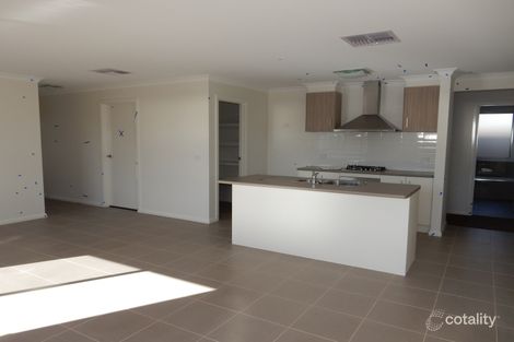 Property photo of 36 Cutler Crescent Wodonga VIC 3690