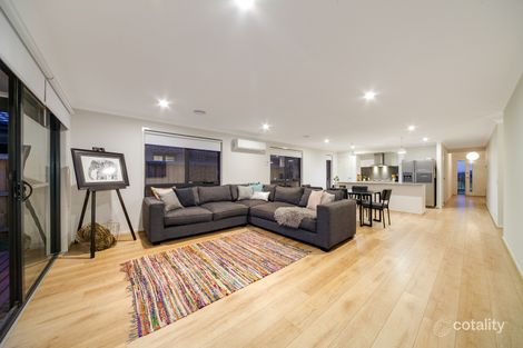 Property photo of 36 Clydevale Avenue Clyde North VIC 3978