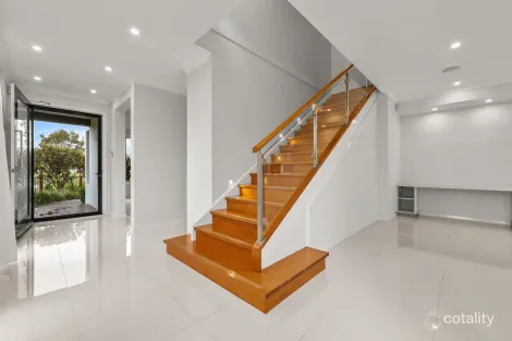 Property photo of 34 Spinnaker Boulevard Newport QLD 4020