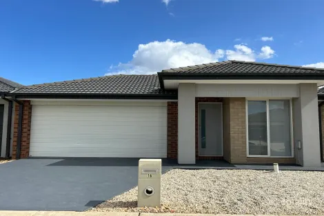 16 Leopold St, Strathtulloh, VIC 3338