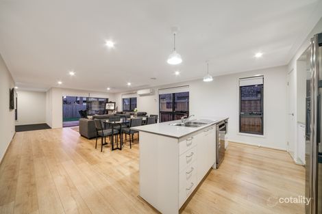 Property photo of 36 Clydevale Avenue Clyde North VIC 3978