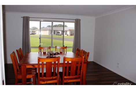 Property photo of 14 Horizon Court Highfields QLD 4352