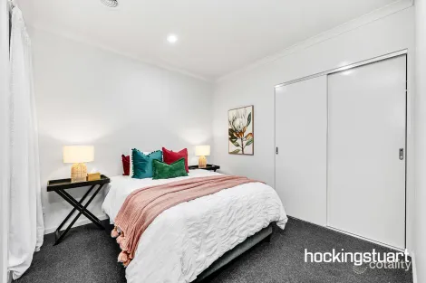 Property photo of 27 Bethnal Avenue Wollert VIC 3750