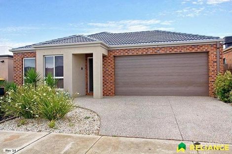 Property photo of 13 Wakefields Drive Brookfield VIC 3338