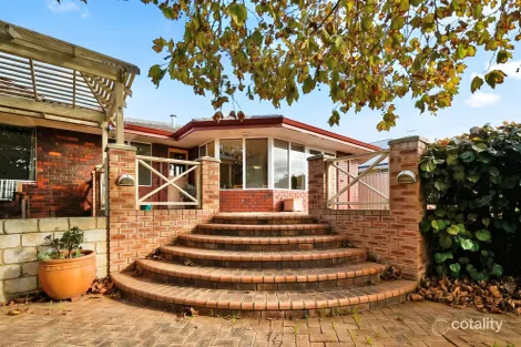 Property photo of 17 Marri Road Duncraig WA 6023