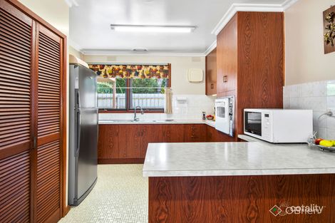 Property photo of 12 Oaklands Crescent Frankston VIC 3199