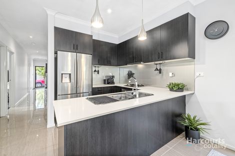 Property photo of 8/40 McCubbin Way Caroline Springs VIC 3023