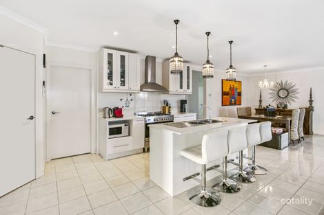 Property photo of 21 Sandarra Boulevard Sandhurst VIC 3977