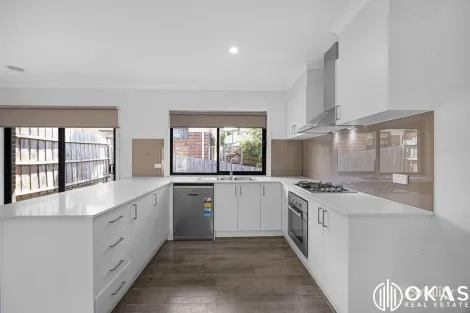 Property photo of 5 Aryan Close Mooroolbark VIC 3138