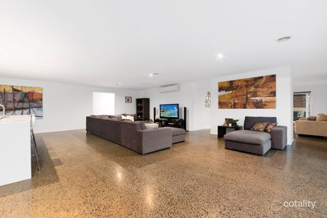 Property photo of 152 Linsell Boulevard Cranbourne East VIC 3977