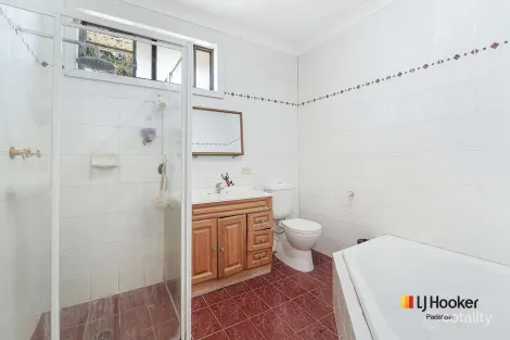 Property photo of 64 Gowlland Parade Panania NSW 2213