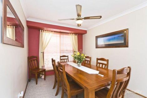 Property photo of 5 Hillview Crescent Macquarie Hills NSW 2285