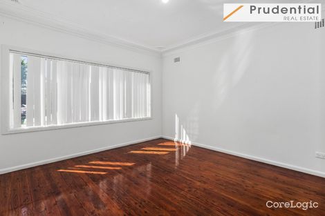 Property photo of 5 Amalfi Street Lurnea NSW 2170