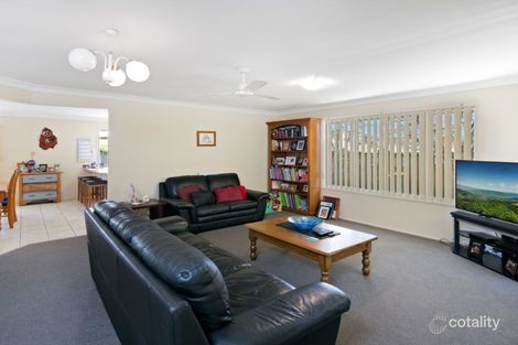 Property photo of 5 Beak Court Birkdale QLD 4159