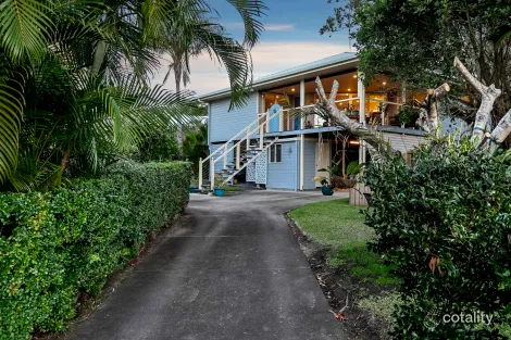 6/415-417 Boat Harbour Dr, Torquay, QLD 4655