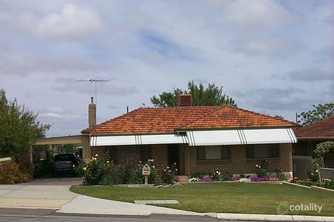 181 Clontarf Rd, Hamilton Hill, WA 6163