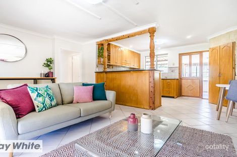 Property photo of 11 Roxwell Way Girrawheen WA 6064
