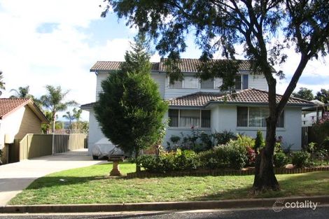 5 Lowanna Dr, South Penrith, NSW 2750