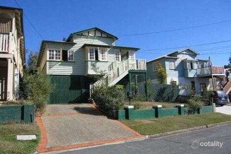 32 Carmel St, Bardon, QLD 4065