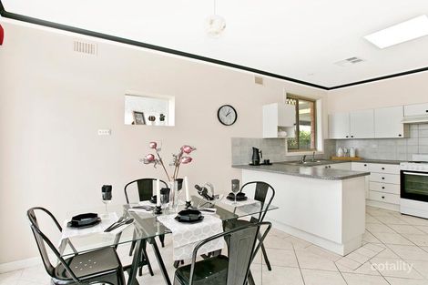 Property photo of 27 Haven Way Hackham West SA 5163