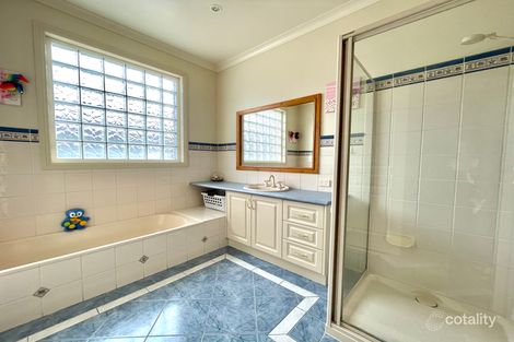 Property photo of 49 Poole Boulevard Swan Hill VIC 3585