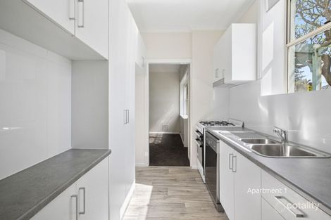 Property photo of 35 Moore Road Freshwater NSW 2096