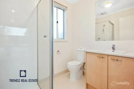 Property photo of 49 Arbourlea Boulevard Cranbourne North VIC 3977