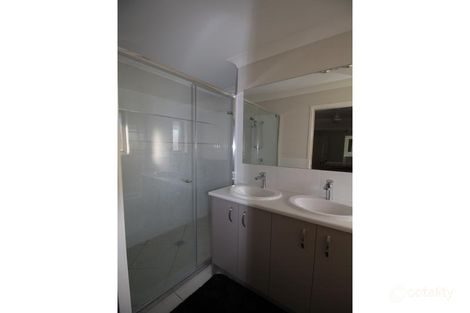 Property photo of 8 Archer Crescent Redbank Plains QLD 4301