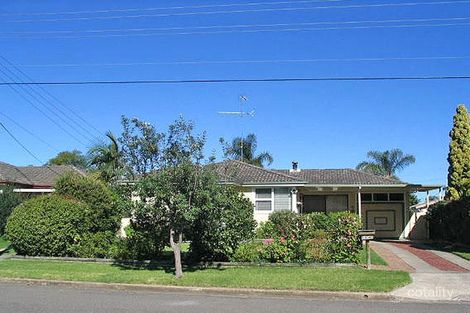 34 Kambala Cres, Fairfield West, NSW 2165