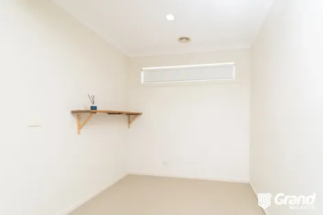 Property photo of 88 Silverwattle Drive Lyndhurst VIC 3975