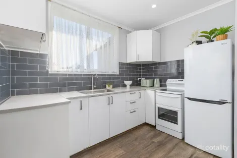 Property photo of 2 Kapooka Place Cooma NSW 2630