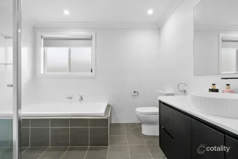 Property photo of 12 Blades Place Mount Annan NSW 2567