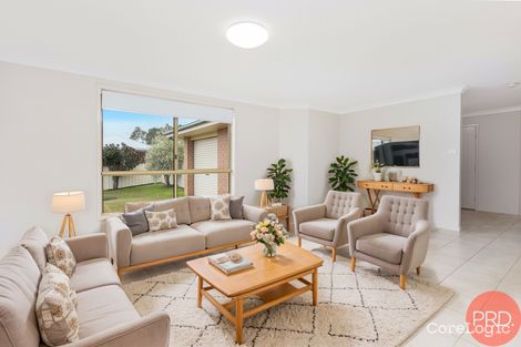 Property photo of 10 Margot Close Bolwarra Heights NSW 2320