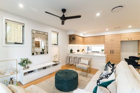 Property photo of 7/6 Stirrat Street Coorparoo QLD 4151