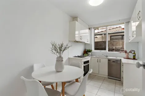 Property photo of 3/13 Elm Grove McKinnon VIC 3204