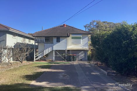 14 View St, Woody Point, QLD 4019