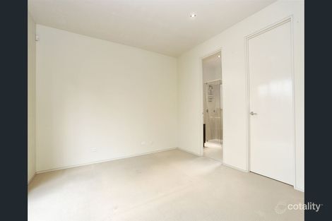 Property photo of 1/34 Pinewood Drive Mount Waverley VIC 3149