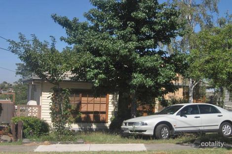9 Summit Ave, Oak Park, VIC 3046
