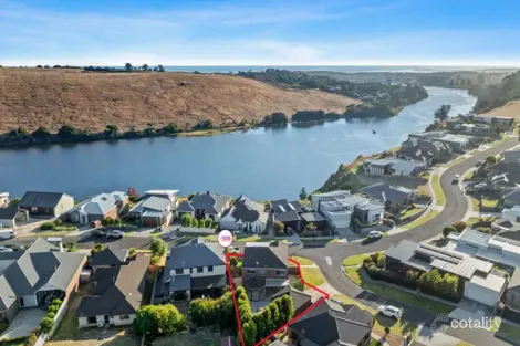 Property photo of 53 Dobson Way Warrnambool VIC 3280