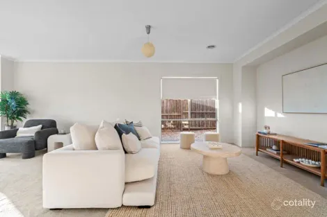 Property photo of 53 Dobson Way Warrnambool VIC 3280