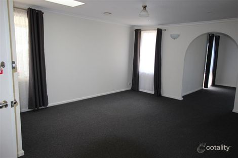 Property photo of 66 Maxwell Road Hackham West SA 5163