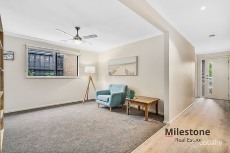 Property photo of 28 Macumba Drive Clyde North VIC 3978