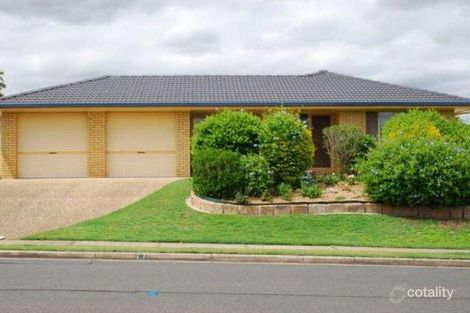 37 Edwards Dr, Albany Creek, QLD 4035