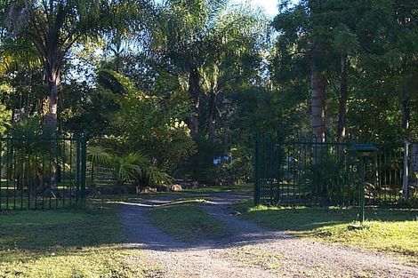 Property photo of 16 Dularcha Drive Landsborough QLD 4550