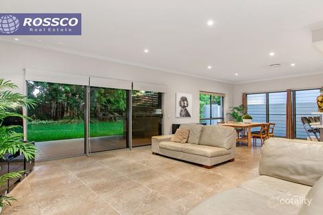 Property photo of 2/1001 Lakeview Terrace Benowa QLD 4217