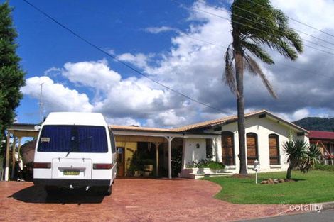 18 Kathleen Cres, Woonona, NSW 2517