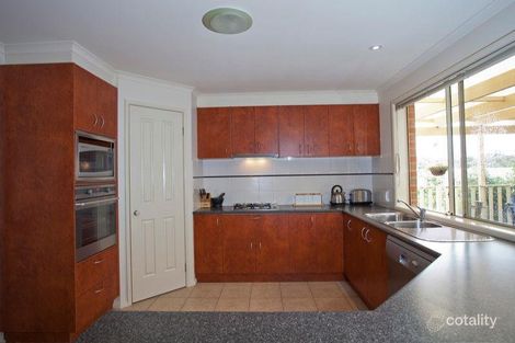 Property photo of 8 Grevillea Avenue Kangaroo Flat VIC 3555