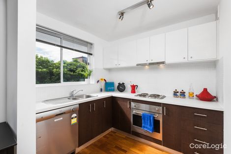 Property photo of 7/12-14 Farnham Court Flemington VIC 3031